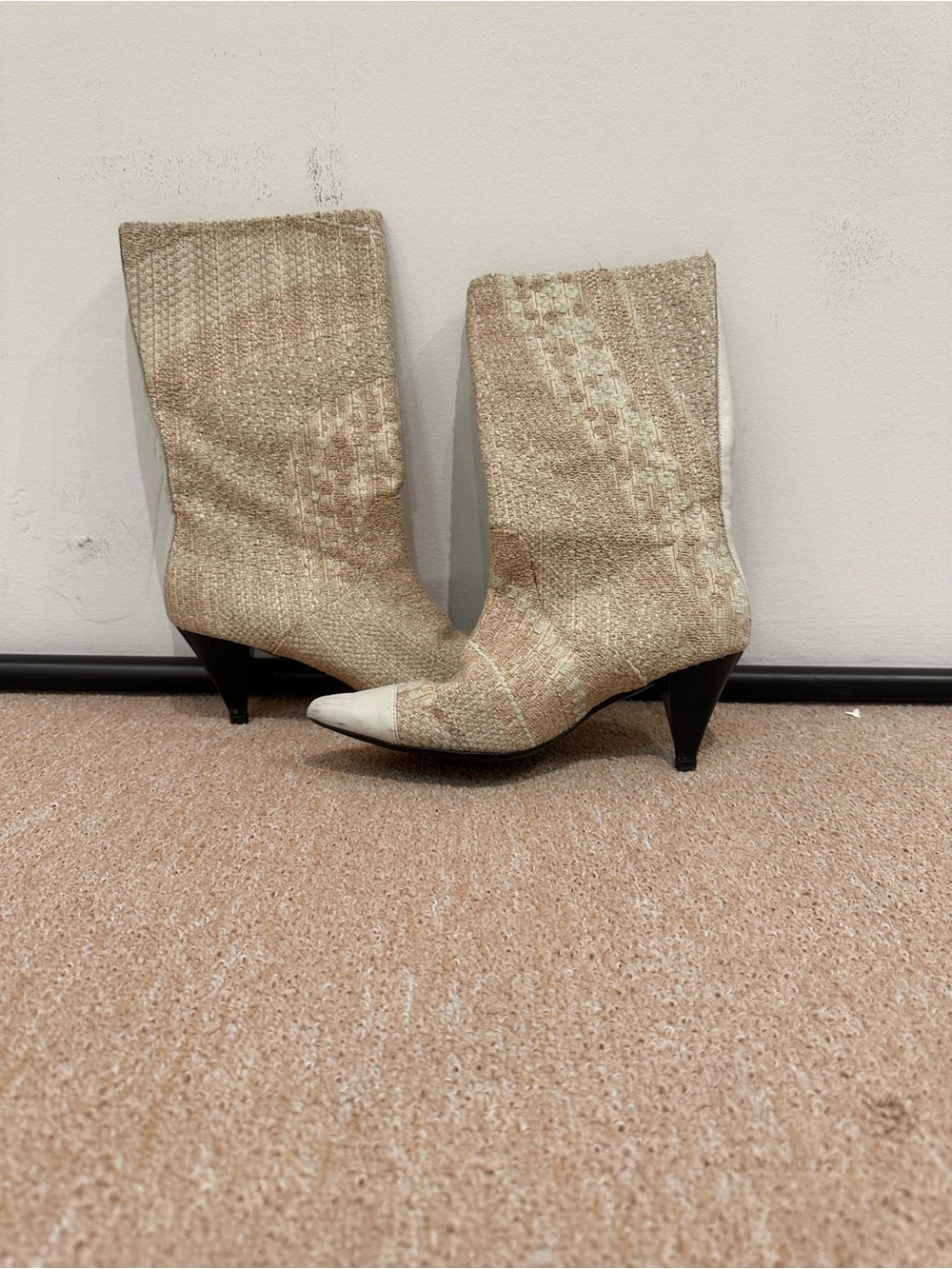 IRO Beige and White Textured Pointed-Toe Mid-Heel Boots